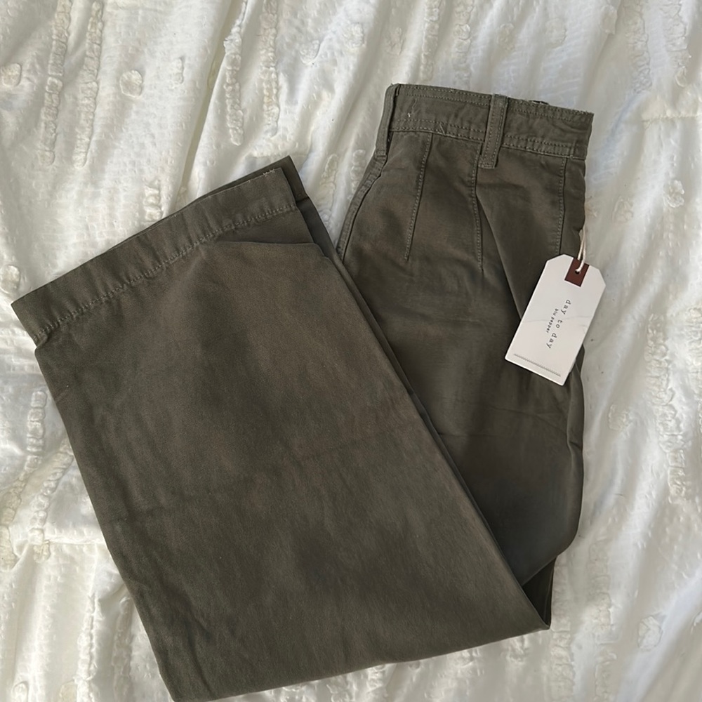 NWT wide leg pant